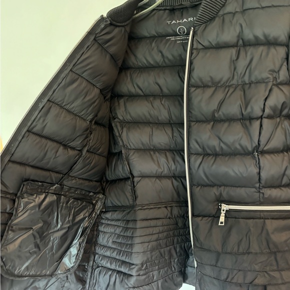Black puffy quilted jacket, Tahari Large, with ruffles - Picture 4 of 9